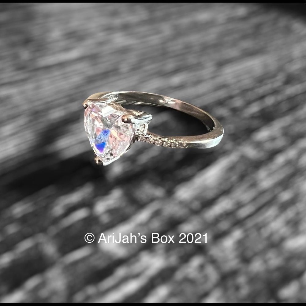 Silver Heart Diamond Ring - Picture 5 of 5